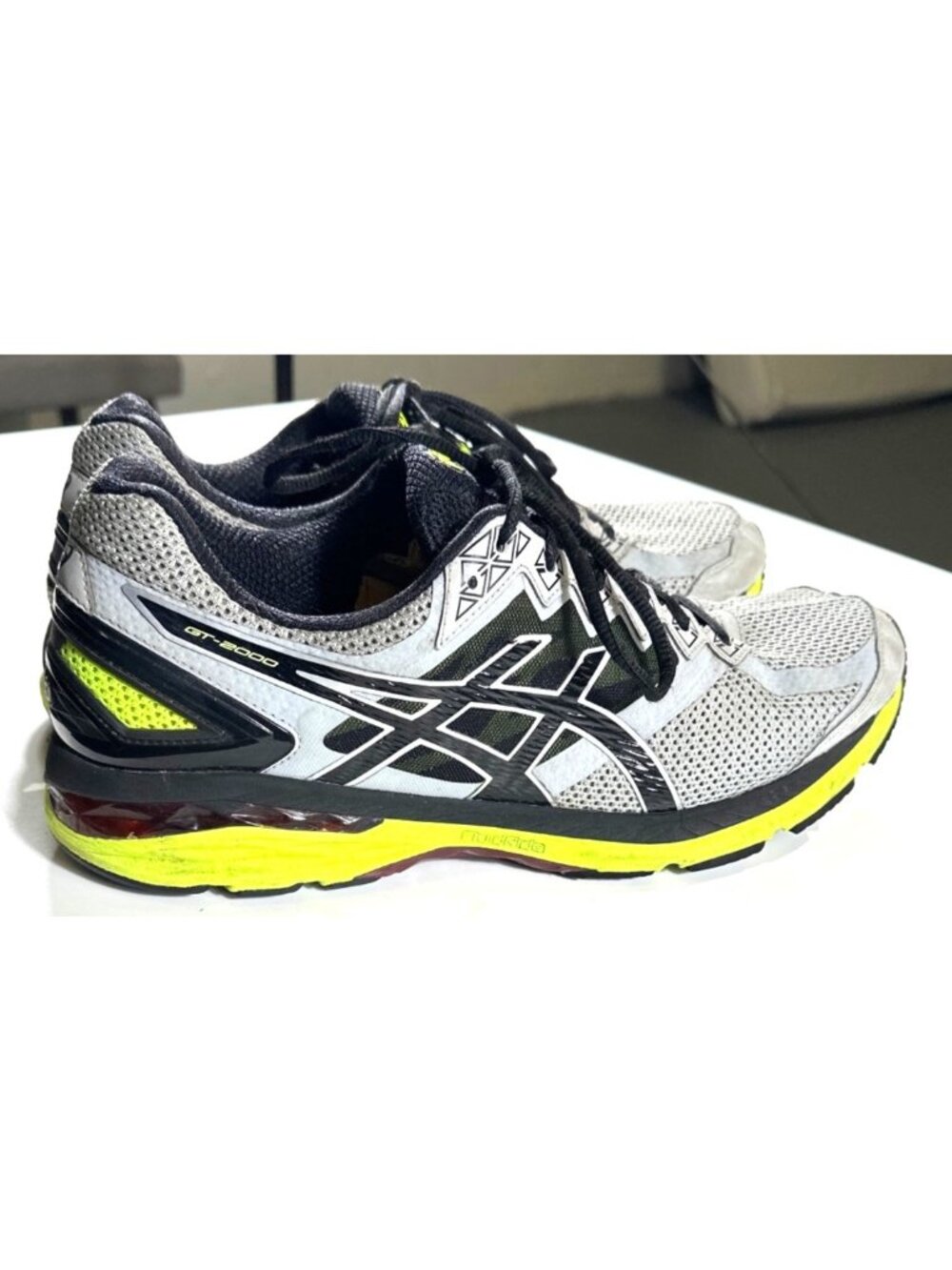 Asics GT-2000 Mens Running Shoes Size 13 Gray/Black/Yellow Mesh Lace-Up Sneakers